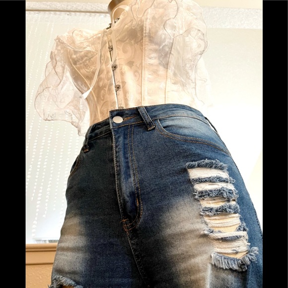 NEW!!! 26 & 27 Sexy Stretchy 2% Elastic High Waisted Ripped Ladder Flare Jeans - Picture 5 of 7